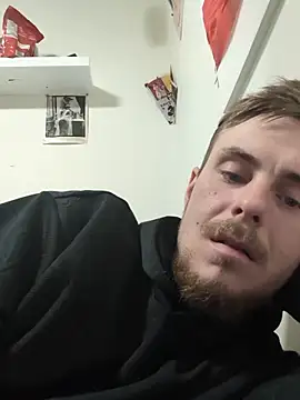 Snapshot of youngblondetwink chatting on 12-02-25, 10:39 youngblondetwink online show from 12-02-25, 10:39