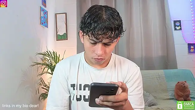 elias steel1 online show from 04-18-26, 01:35
