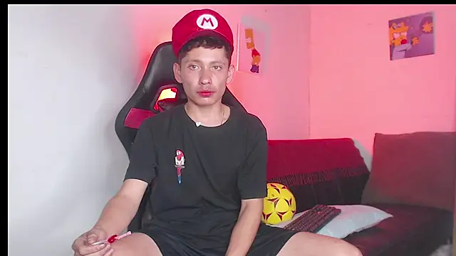 Snapshot of elfernh chatting on 09-23-25, 10:50 elfernh online show from 09-23-25, 10:50