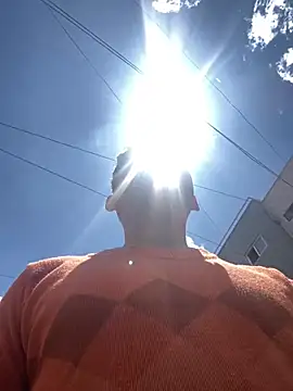 Snapshot of elfernh chatting on 10-05-25, 05:47 elfernh online show from 10-05-25, 05:47