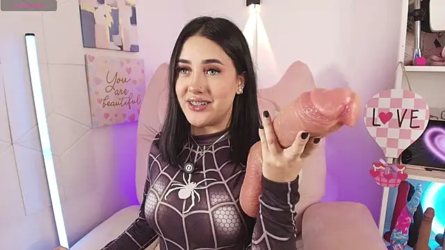 Snapshot of justonecute chatting on 05-19-26, 02:07 justonecute online show from 05-19-26, 02:07