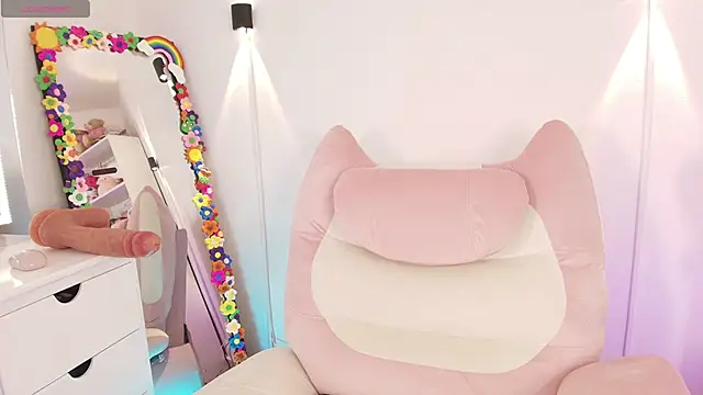 justonecute online show from 06-16-26, 11:49