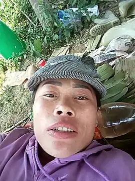 CoMay003 online show from 04-13-26, 05:22