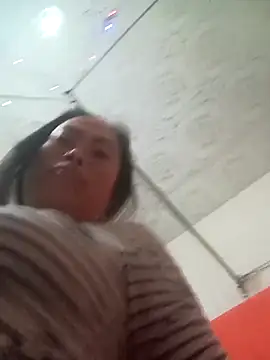 Snapshot of CoMay003 chatting on 02-02-26, 11:48 CoMay003 online show from 02-02-26, 11:48