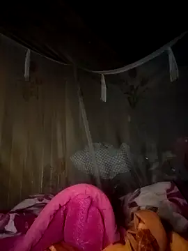 CoMay003 online show from 10-20-25, 09:37