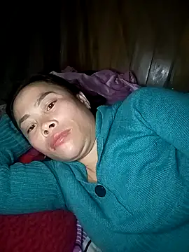 Snapshot of CoMay003 chatting on 02-05-26, 12:17 CoMay003 online show from 02-05-26, 12:17