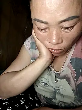 CoMay003 online show from 04-11-26, 02:43