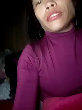 Snapshot of CoMay003 chatting on 02-03-26, 10:59 CoMay003 online show from 02-03-26, 10:59