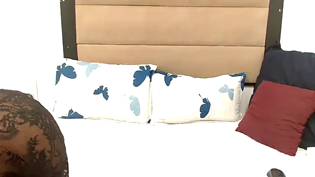 XXBUBBLYBARBIEXX online show from 10-22-25, 04:45