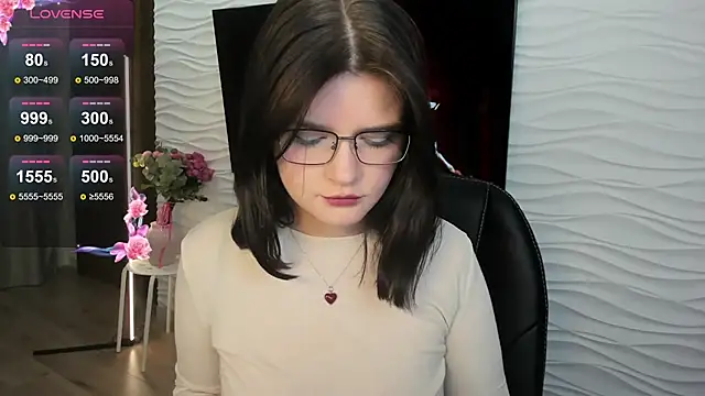 MoriGirl online show from 09-21-25, 01:05