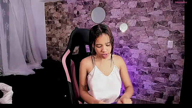 samiacooper25 online show from 02-23-26, 05:52