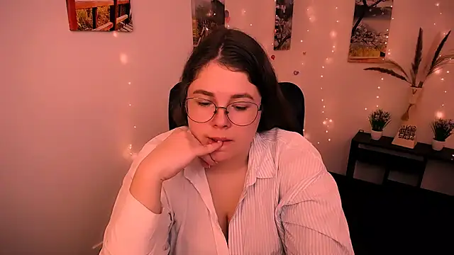 Snapshot of _Lovely_Mary chatting on 09-12-25, 08:03  Lovely Mary online show from 09-12-25, 08:03