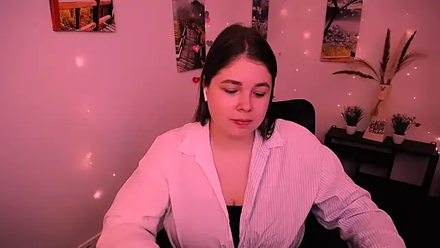 Snapshot of _Lovely_Mary chatting on 09-20-25, 11:04  Lovely Mary online show from 09-20-25, 11:04