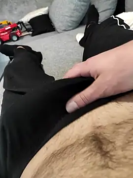 hansvonerotic1 online show from 11-06-25, 03:27