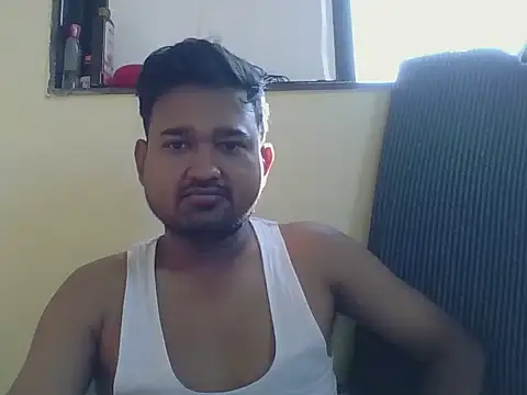 Snapshot of VadodaraBBC chatting on 11-08-25, 04:27 VadodaraBBC online show from 11-08-25, 04:27