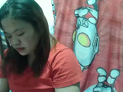 Snapshot of cris_sweety chatting on 09-21-25, 04:34 cris sweety online show from 09-21-25, 04:34