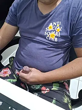 Carloskasado online show from 11-15-25, 08:46