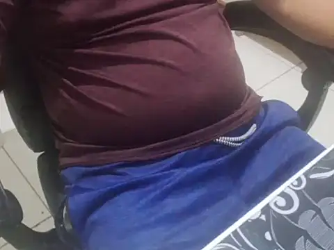 Snapshot of Carloskasado chatting on 03-14-26, 02:39 Carloskasado online show from 03-14-26, 02:39