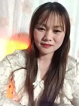 Snapshot of Sisi_dy01 chatting on 05-12-26, 02:12 Sisi dy01 online show from 05-12-26, 02:12