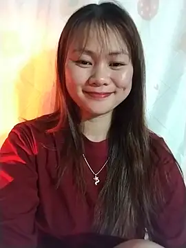 Snapshot of Sisi_dy01 chatting on 05-15-26, 11:36 Sisi dy01 online show from 05-15-26, 11:36