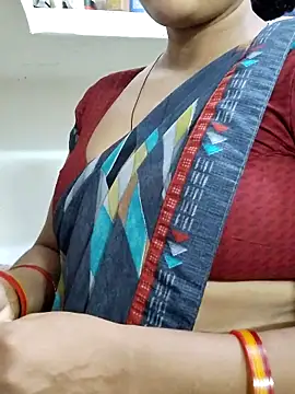 Snapshot of spicysuhana chatting on 06-21-26, 03:07 spicysuhana online show from 06-21-26, 03:07