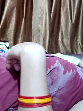 Snapshot of spicysuhana chatting on 06-21-26, 01:55 spicysuhana online show from 06-21-26, 01:55