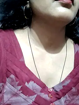 Snapshot of spicysuhana chatting on 06-26-26, 04:40 spicysuhana online show from 06-26-26, 04:40