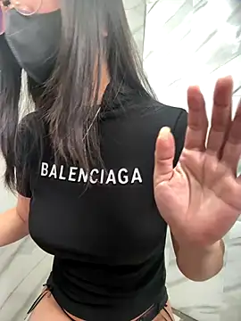 Voyerra g online show from 11-30-25, 03:29