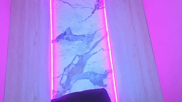 Snapshot of Cristal_hott1 chatting on 02-03-26, 08:03 Cristal hott1 online show from 02-03-26, 08:03