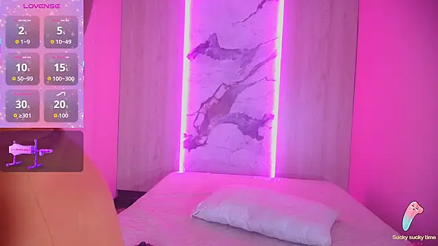 Cristal hott1 online show from 10-24-25, 08:30