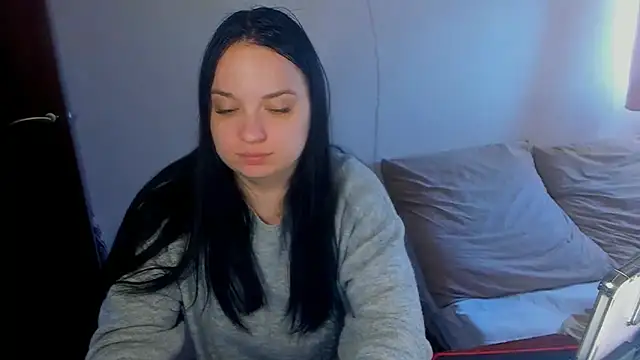 Snapshot of VoxxAura chatting on 11-03-25, 01:04 VoxxAura online show from 11-03-25, 01:04