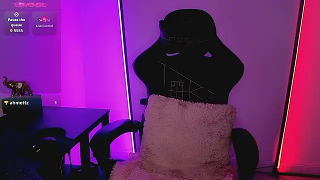 alisonrouge online show from 02-08-26, 08:06