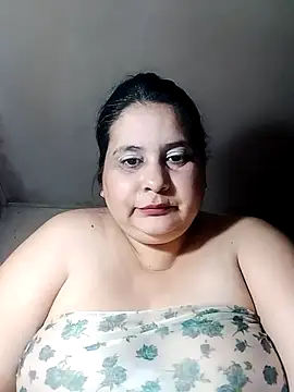 Ayma1983 online show from 11-04-25, 11:08