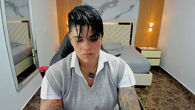 KAROLLJONES1 online show from 04-10-26, 07:32