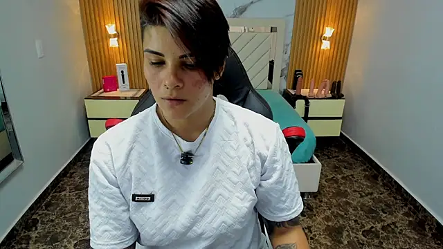 KAROLLJONES1 online show from 02-25-26, 07:36