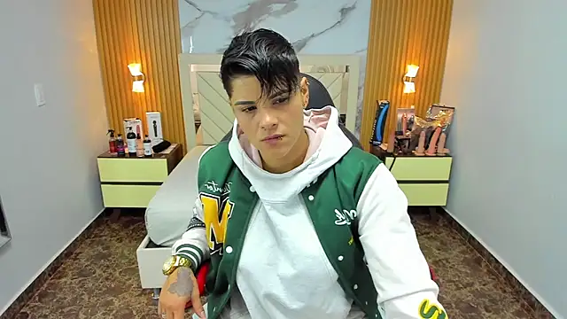 KAROLLJONES1 online show from 10-03-25, 02:59