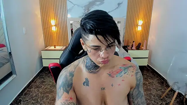 KAROLLJONES1 online show from 05-30-26, 12:28
