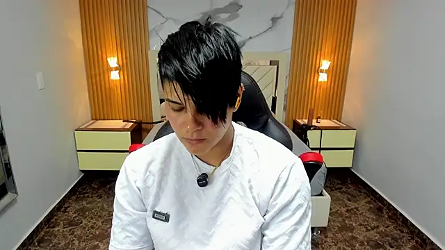 KAROLLJONES1 online show from 03-31-26, 07:27