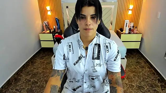 KAROLLJONES1 online show from 01-14-26, 08:01