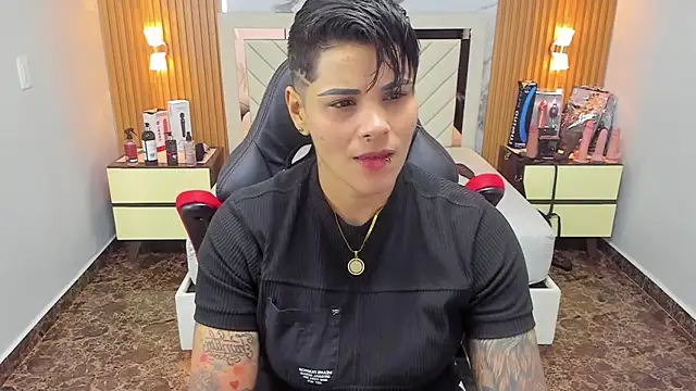 KAROLLJONES1 online show from 10-02-25, 02:37