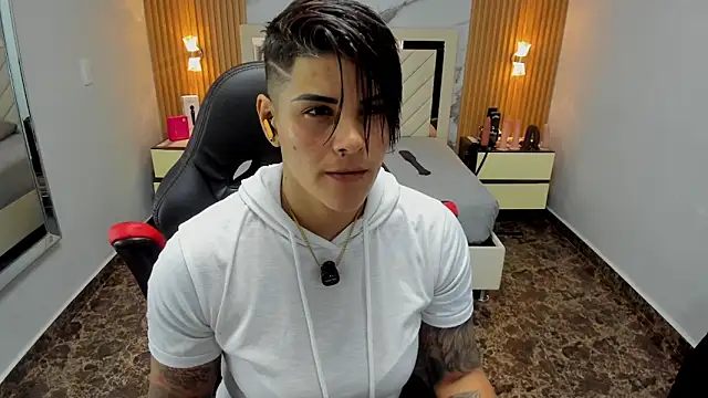 KAROLLJONES1 online show from 02-11-26, 07:36