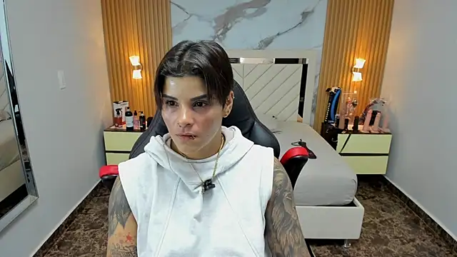 KAROLLJONES1 online show from 11-28-25, 07:36