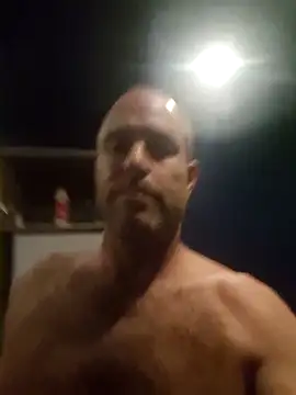 Snapshot of Gunit1979 chatting on 10-03-25, 07:15 Gunit1979 online show from 10-03-25, 07:15