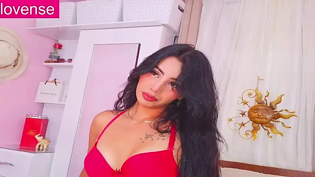Snapshot of Miss_Charlottet chatting on 07-01-26, 07:47 Miss Charlottet online show from 07-01-26, 07:47