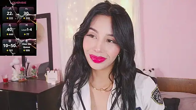 Miss Charlottet online show from 04-17-26, 10:34