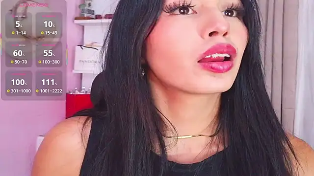 Snapshot of Miss_Charlottet chatting on 07-17-26, 10:18 Miss Charlottet online show from 07-17-26, 10:18