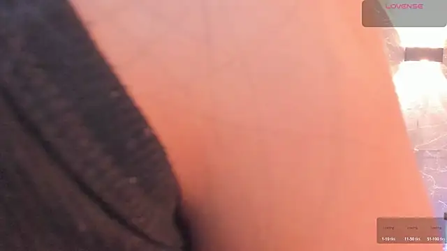 Miss Charlottet online show from 12-04-25, 01:37