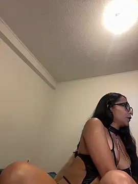 princesaliay online show from 04-14-26, 11:04