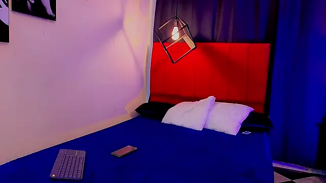 Snapshot of Room_69x chatting on 09-16-25, 12:50 Room 69x online show from 09-16-25, 12:50