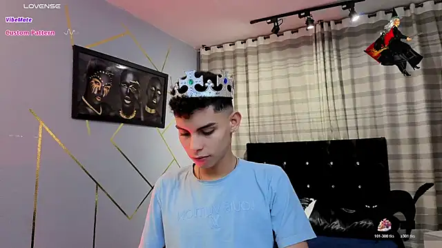 Room 69x online show from 10-25-25, 03:38